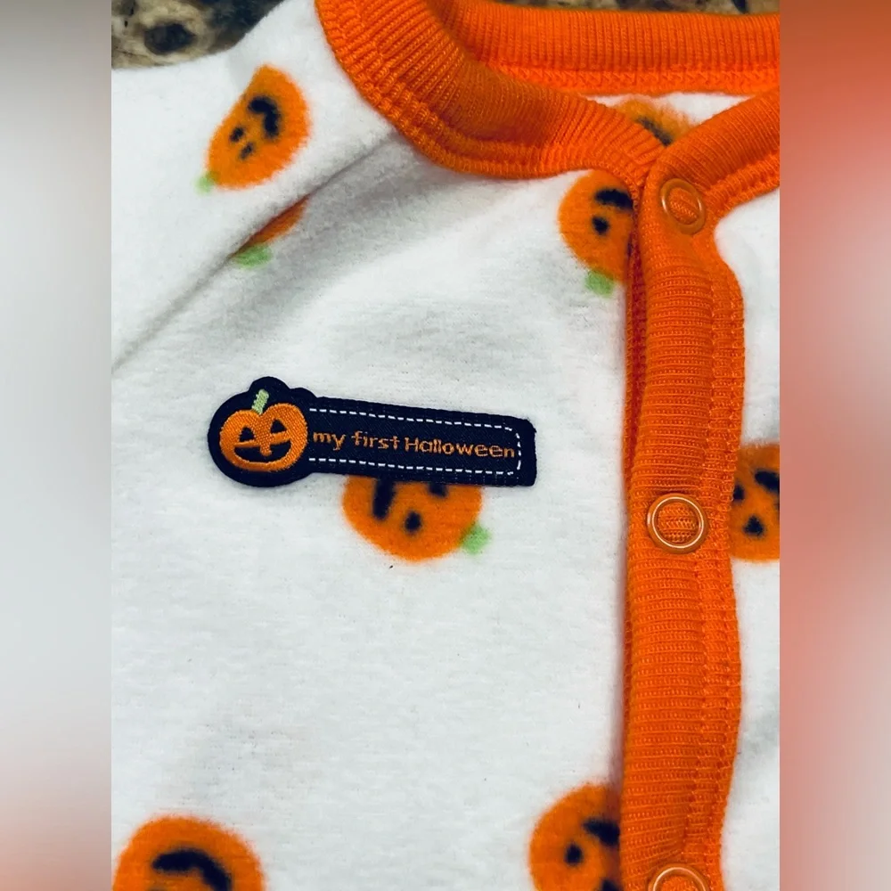 NWT Carter’s Newborn Halloween Onesie & 2pc Outfit
